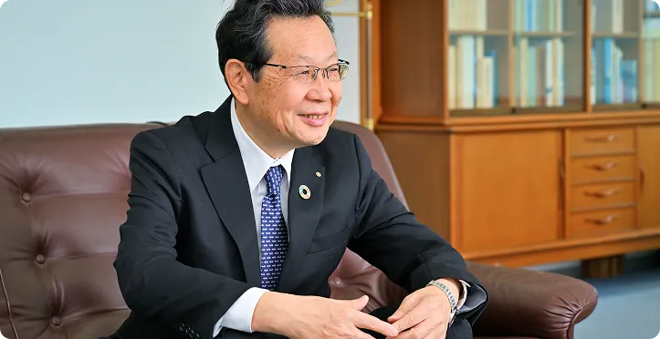これからも当社は、社員１人ひとりが挑戦するマインドを持ち続け、地域の課題解決を目指し、地域を元気にしていきます。ぜひ、私たち高松商運株式会社にご期待ください。